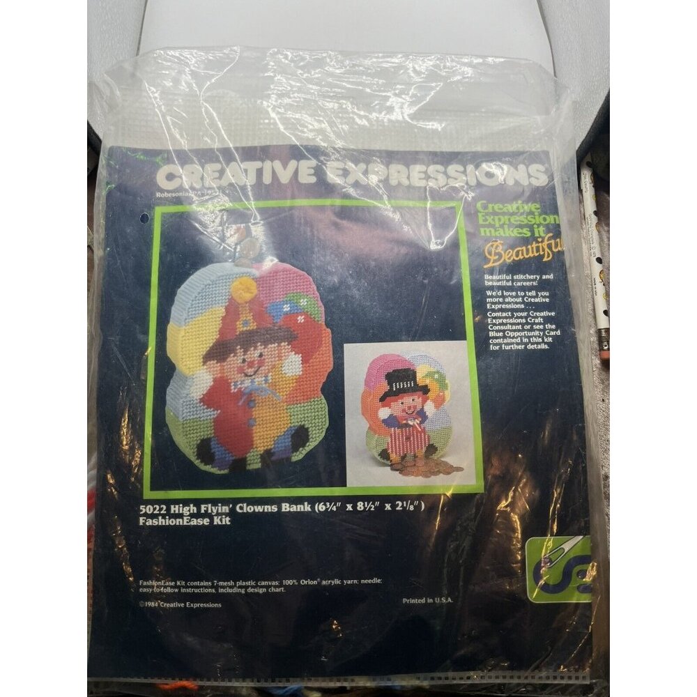 CREATIVE EXPRESSIONS HIGH FLYING CLOWN BANK FASHION EASE KIT 1984 #5022